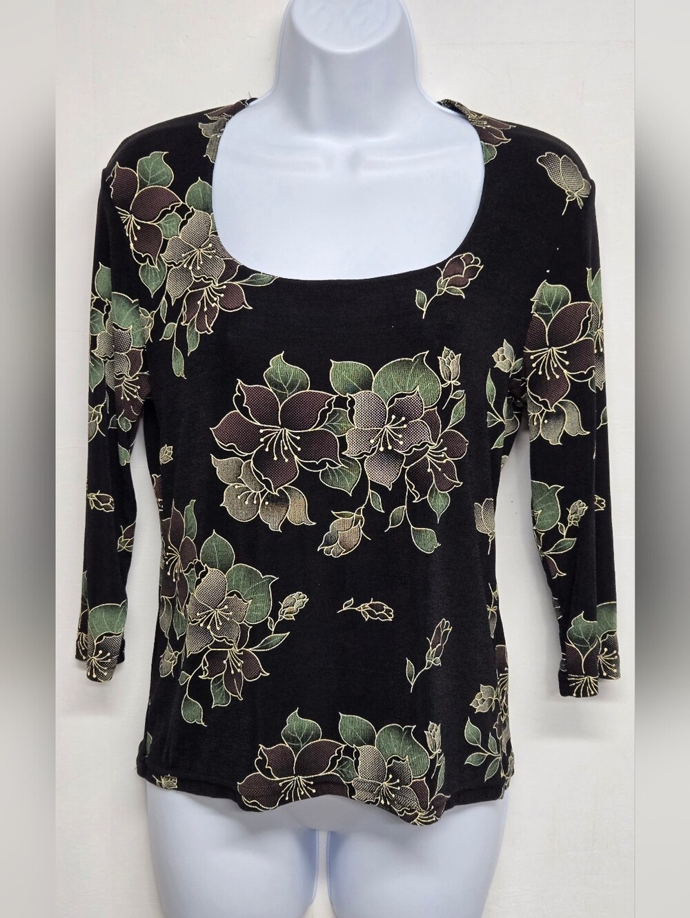 Frazier Lawrence S Top Slinky Stretch Knit Half Sleeve Floral Pullover Versatile